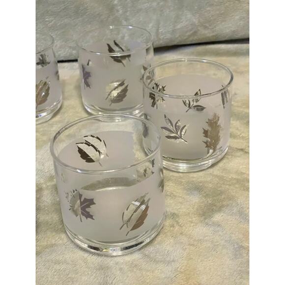 Vintage Libbey Frosted Silver Leaf Foilage Set of (6) 8oz Rocks Glasses - Picture 4 of 6